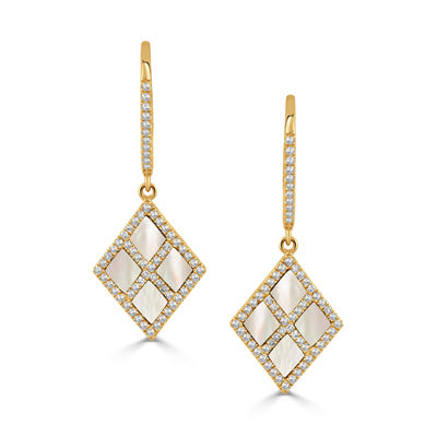 White Orchid - 14k Yellow Gold Diamond Earring With White Mother Of Pearl
